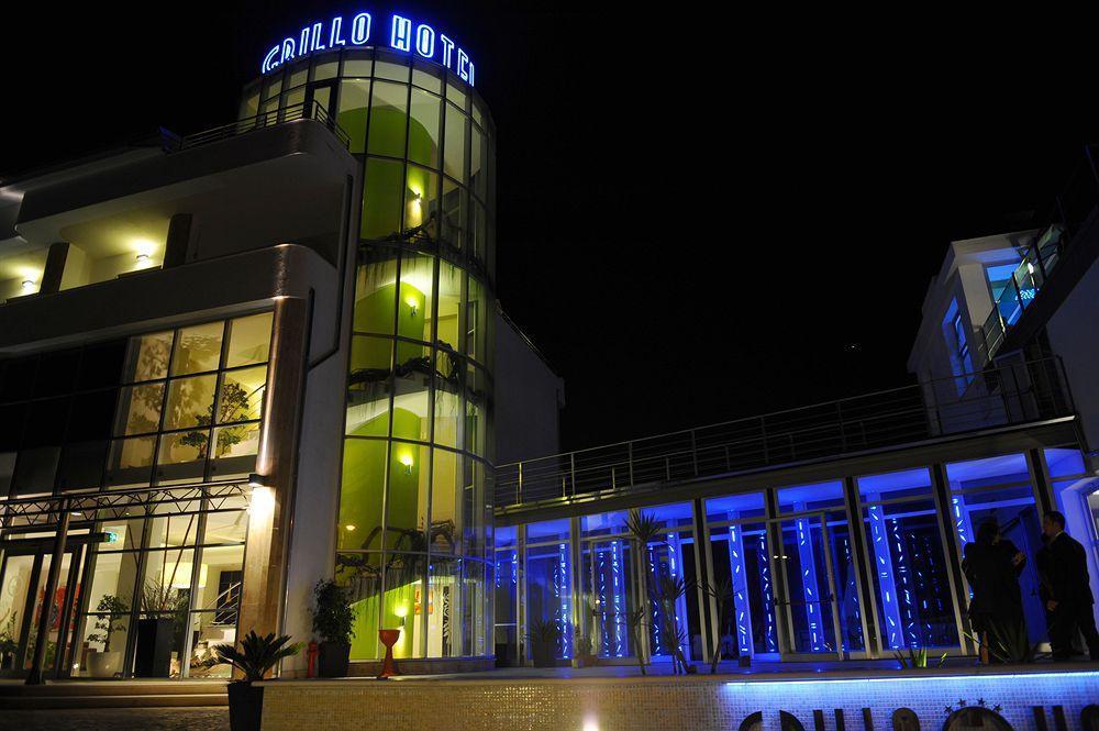 Grillo Hotel 阿门多拉拉 外观 照片