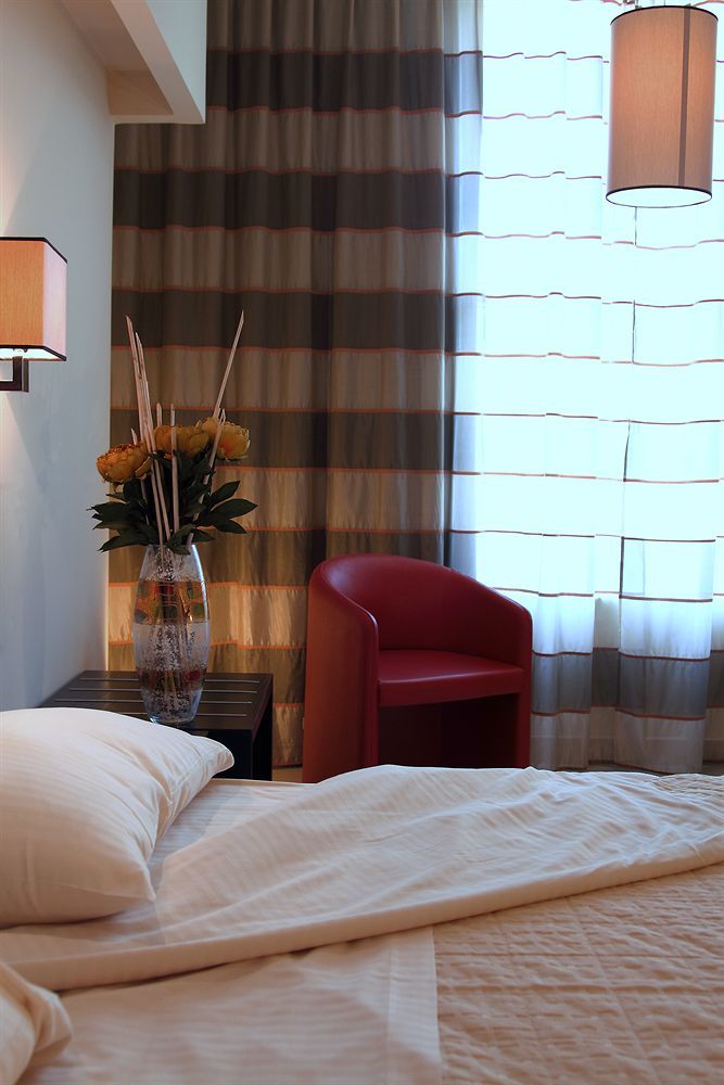 Grillo Hotel 阿门多拉拉 外观 照片
