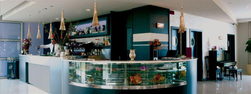Grillo Hotel 阿门多拉拉 外观 照片